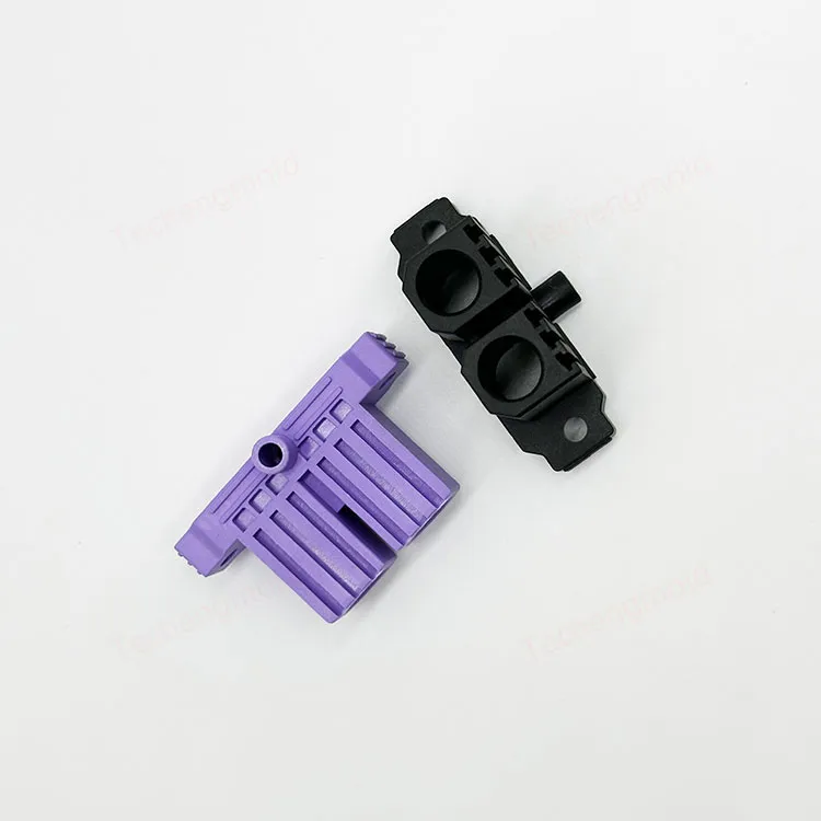 特诚科技PA66精密注塑件实拍 2